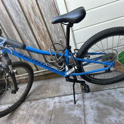 Specialized Hotrock 24 - Kids bike