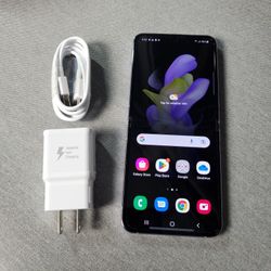 Samsung Z Flip 4 5G - UNLOCKED - Like New