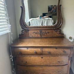 Dresser