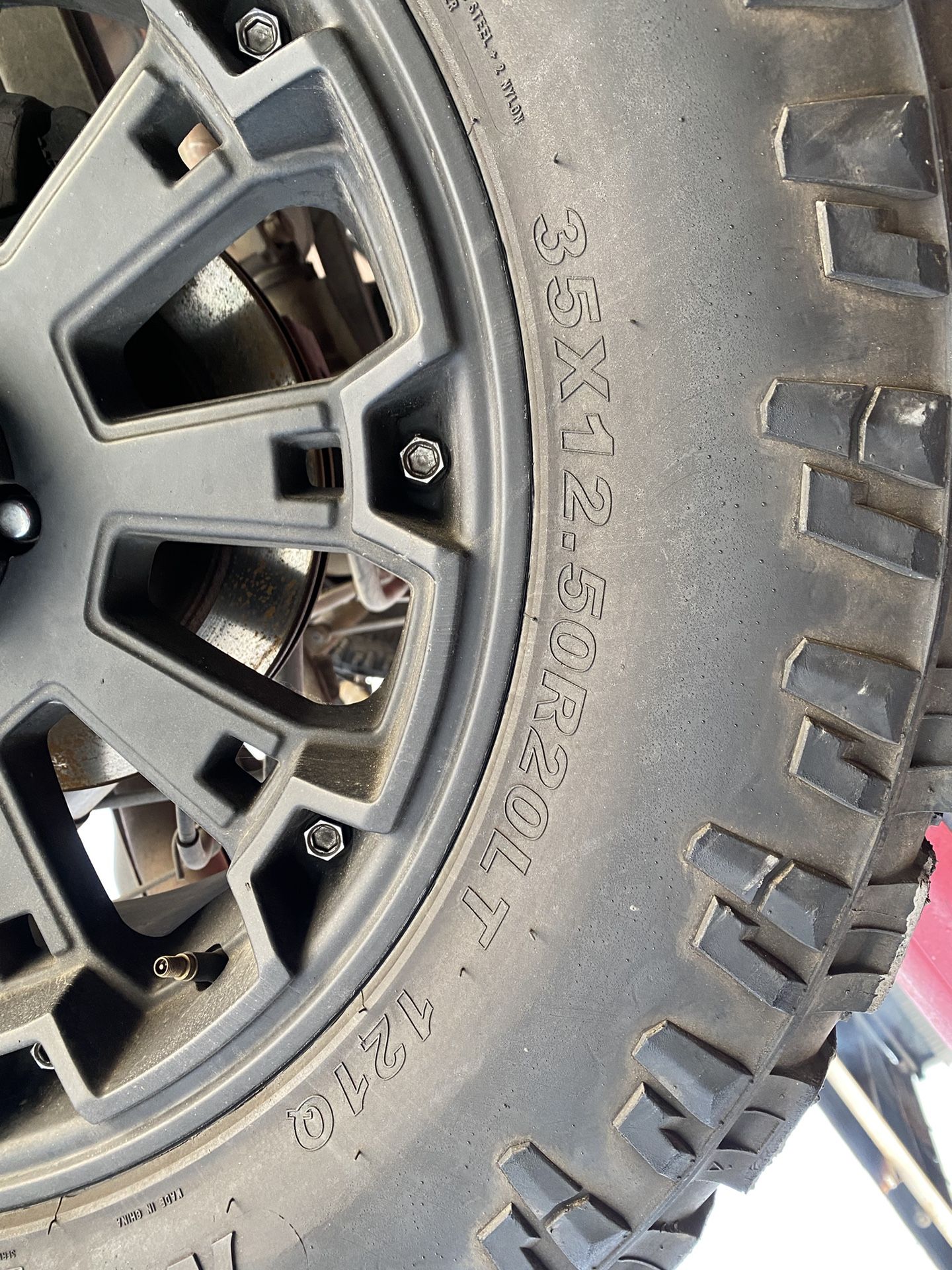 20inch Off-roading Wheels Tires No Good