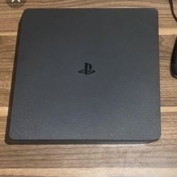 PS4 Slim