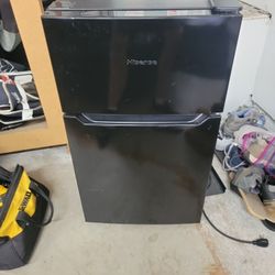 Mini Fridge!!!