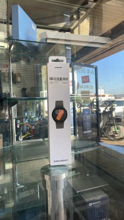 SAMSUNG DEATCH 7 40MM/warranty / Payment Available