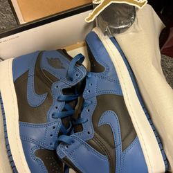 RETRO Air Jordan 1 High Dark Marina Blue Grade School Sz 4Y