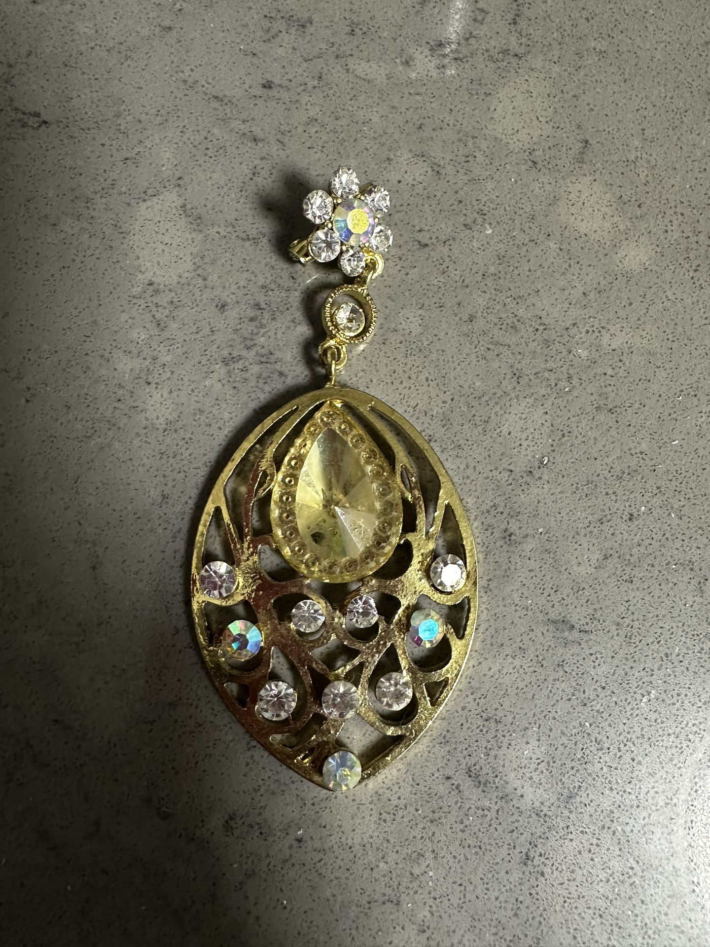 Brooch