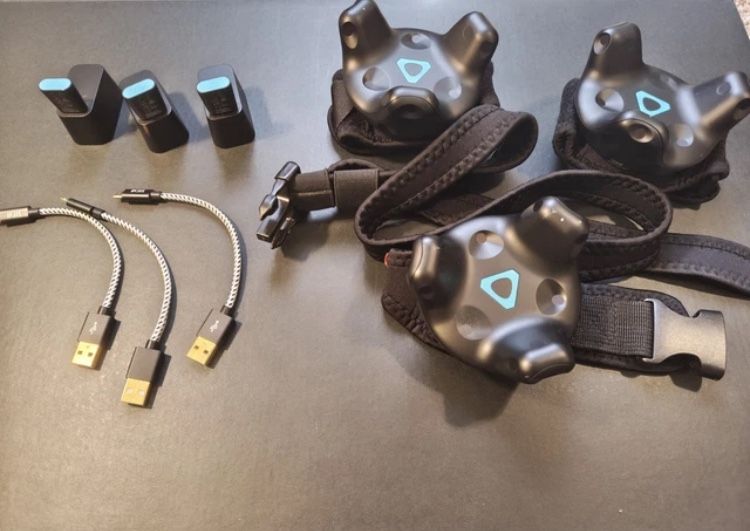 Vive Tracker 2.0 Full Body 3-Piece Set with Straps VR Full Body Tracking