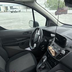 2021 Ford Transit Connect
