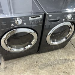 LG Set Washer And Gas Dryer 