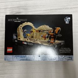 Lego Star Wars: Mos Espa Podrace Diorama (75380)