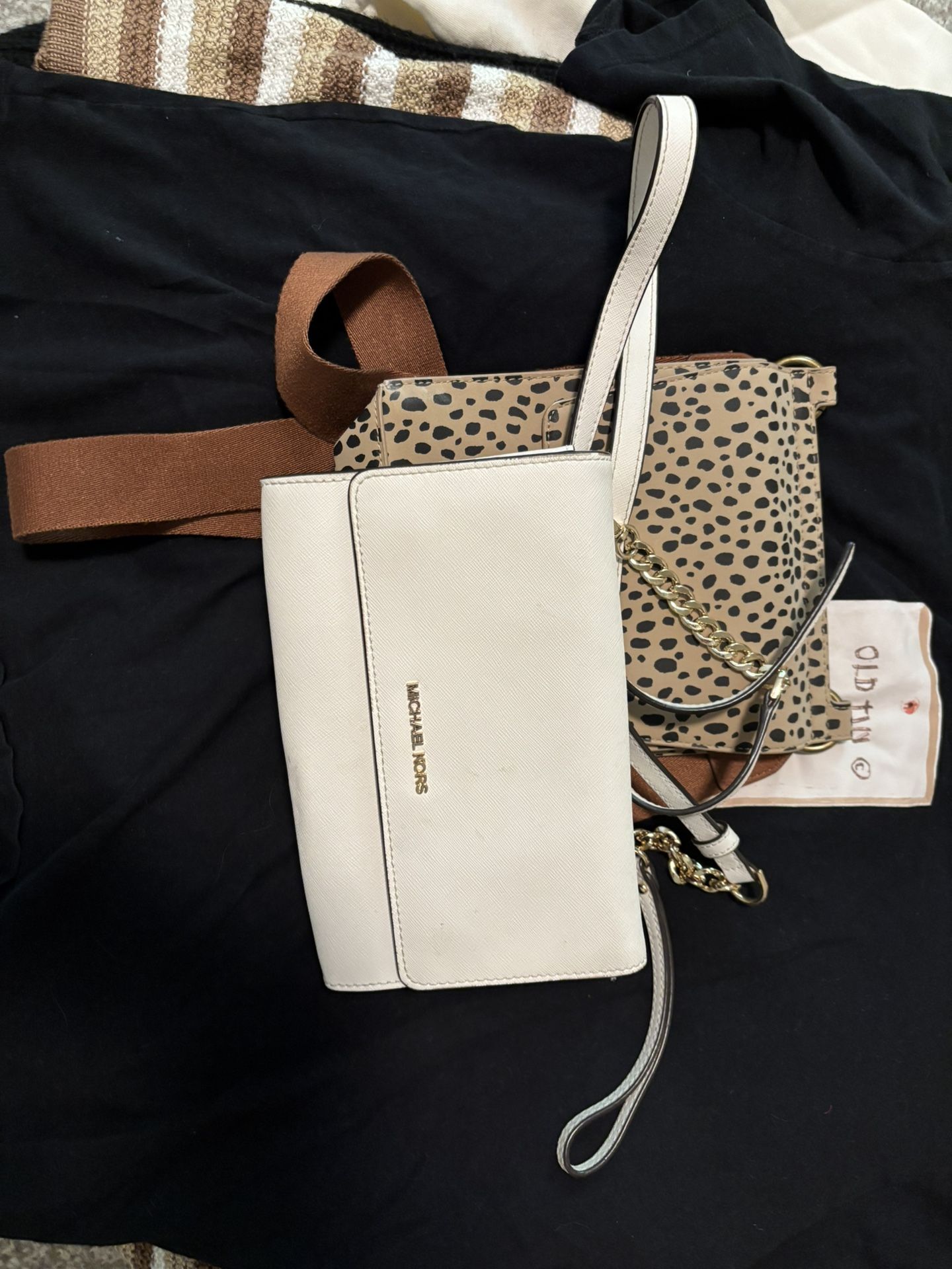 free purses michael kors 
