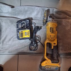 20 volt dealt grinder (power stack) w/ charger