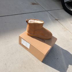 Mini Boots