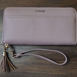 Lavender Wallet with Wristlet