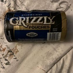 Grizzly Pouches 