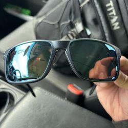 Oakley Holbrooks XL