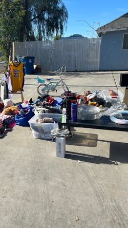 Venta  De  Ropa. Y Zapatos. Baratos 