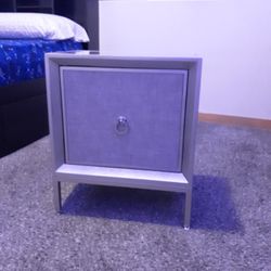 beige wooden mirror stand