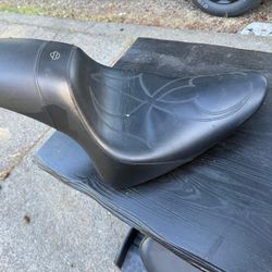 Harley Seat