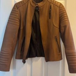 Women’s Camel Leather Jacket – Size M (Fits Like S) 