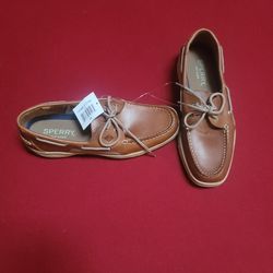SPERRY BOAT SHOES