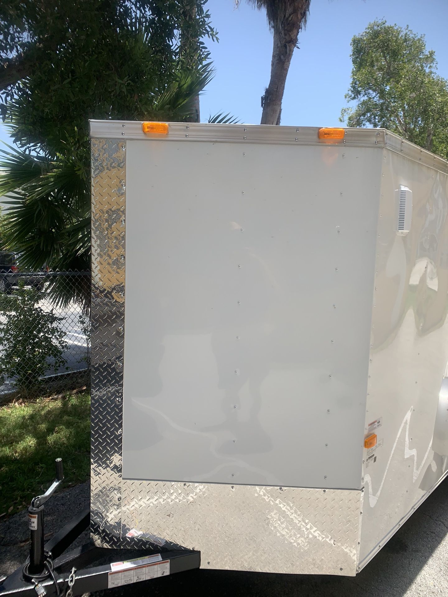 Enclosed trailer 6x12 2019