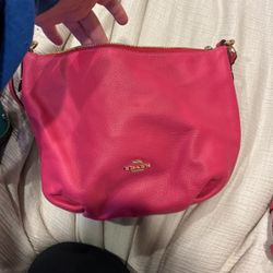 Coach Hand Bag With Wallet 