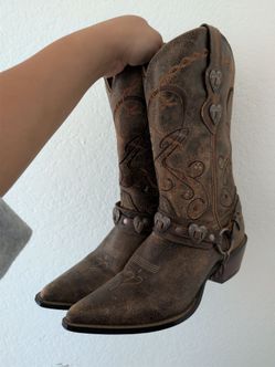 Botas