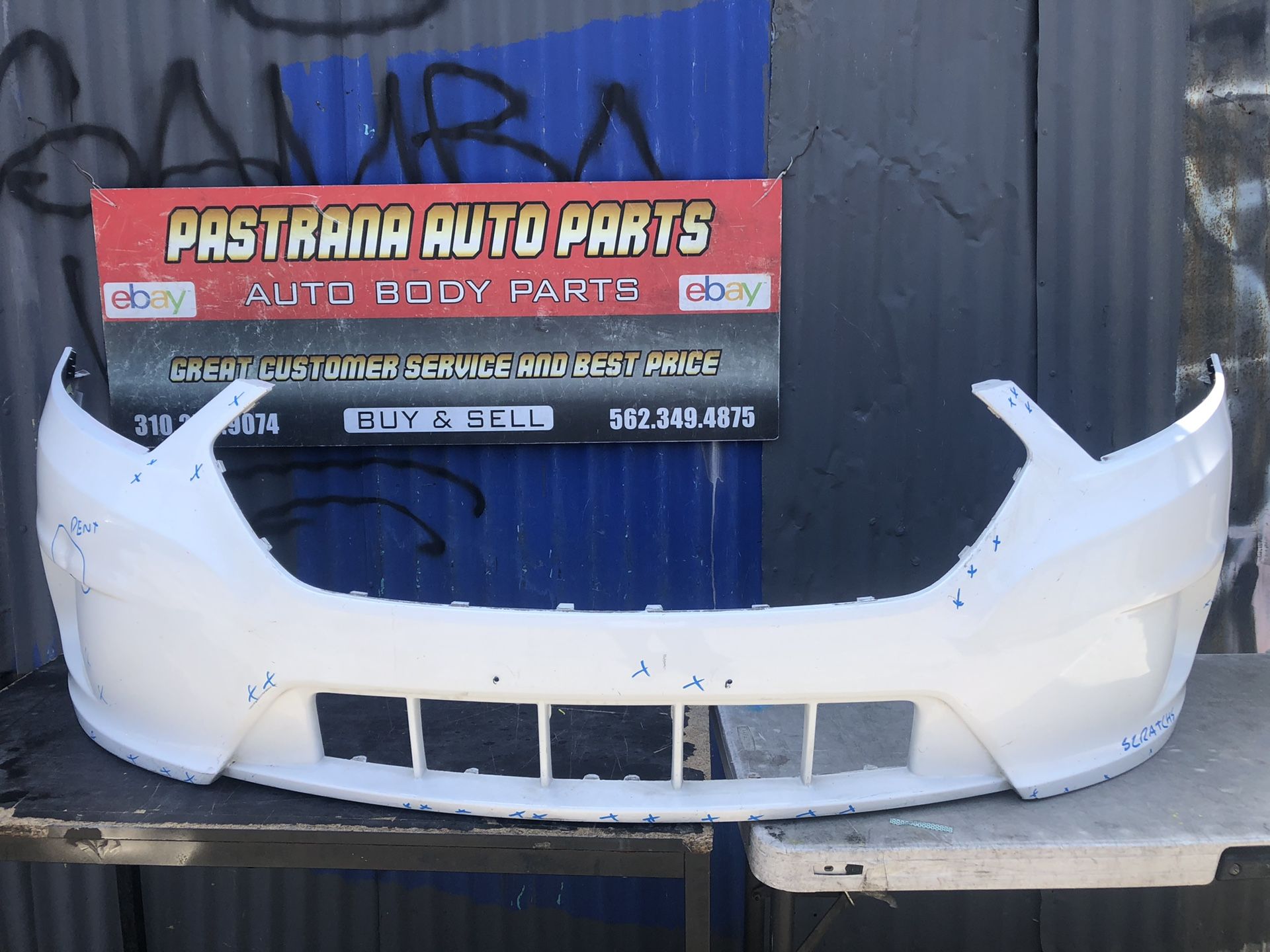 2013 ford taurus front bumper cover deals