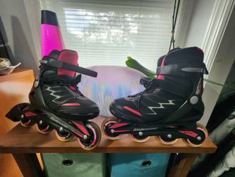 Bladerunner Pro 80 Inline Rollerblades – Size 8
Black and Pink