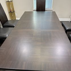 Dining Table Set w/8 Chairs