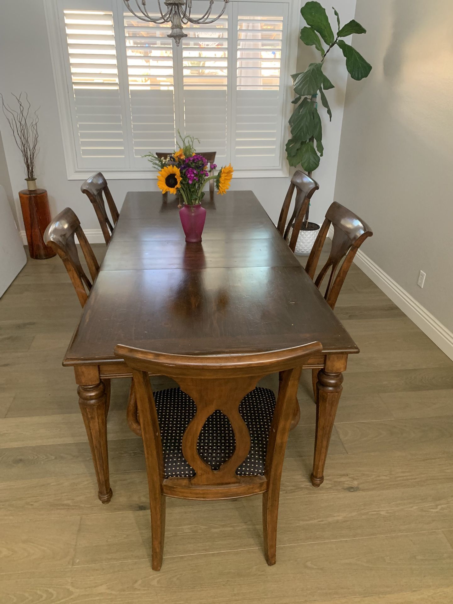 Solid Wood Dining Table With 6 Chairs