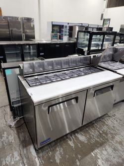 ❄️NSF Salad/Sandwich Prep Table 61" (Mesa de Preparación de Ensaladas/Sándwiches)