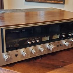 Mid-Century Sansui 7070 stereo receiver