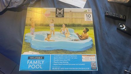 Pool inflatable family pool 10 ft long