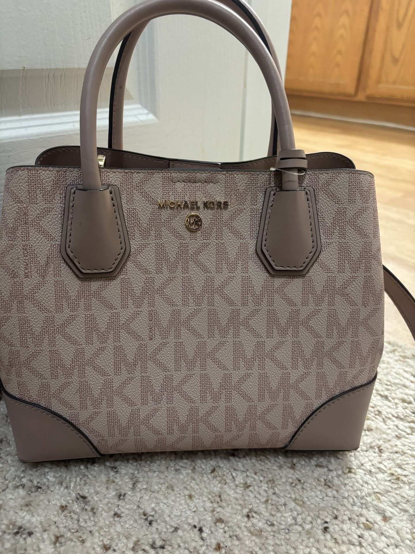 Michael Kors purse