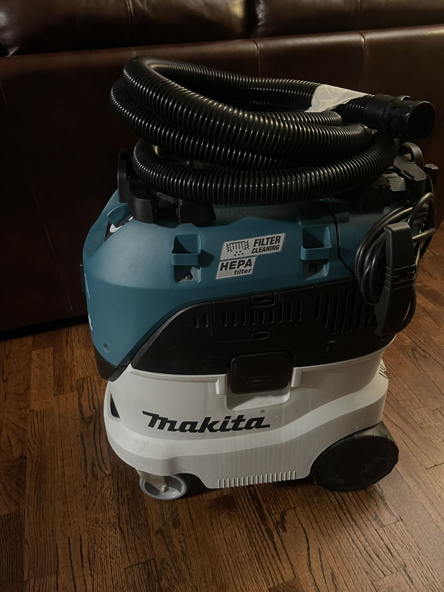 Makita Vacuum