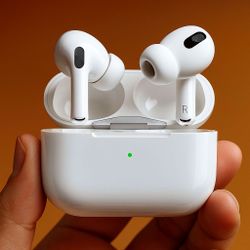 AirPods Pro 3 Wireless Active Noise Cancelling Earbuds Magsafe - FREE SHIPPING