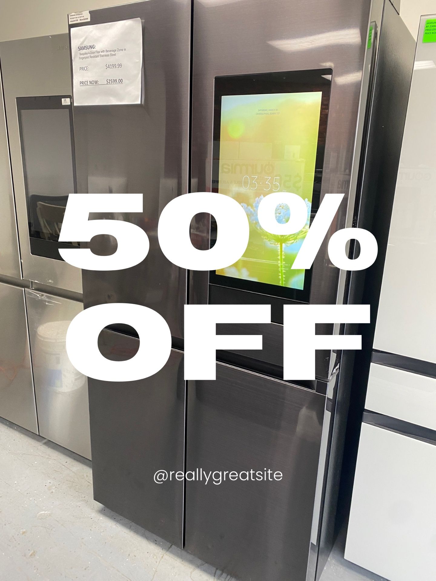 23 cu. ft. Smart Counter Depth 4-Door Flex™ refrigerator with Family Hub™ and Beverage Center in Black Stainless Steel