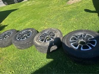 GMC Sierra 2500 / 3500 Wheels And Tires OEM Set