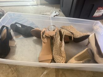 Women’s Shoes Size 9 Wide 