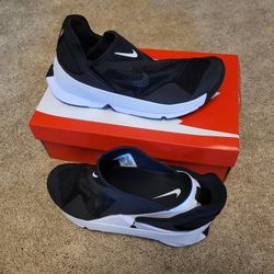 Nike Go Flyease Shoes