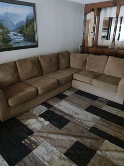 Tanish couch