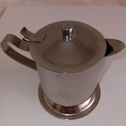 Stainless Frothing Pitcher with Lid