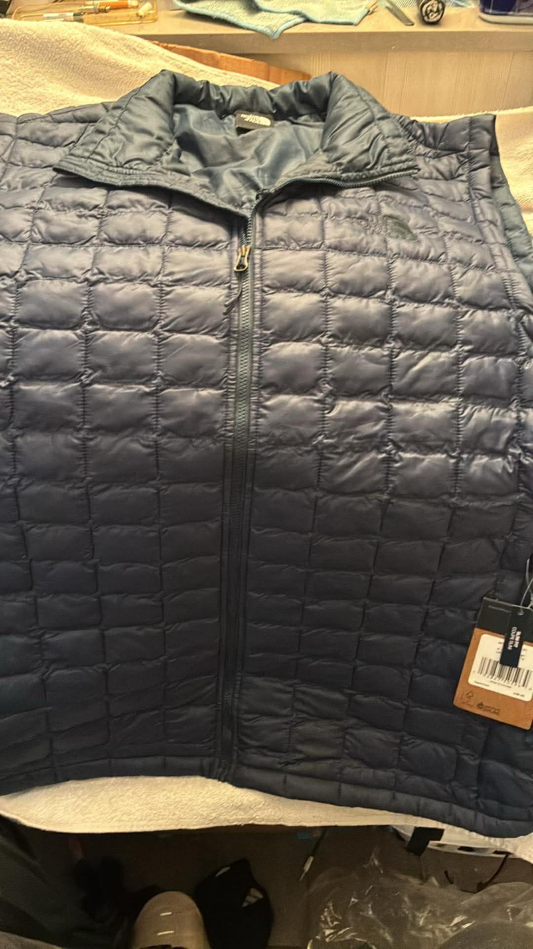 North Face brand new vest tag says 150 I’ll take obo