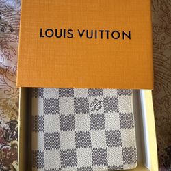 LV wallet