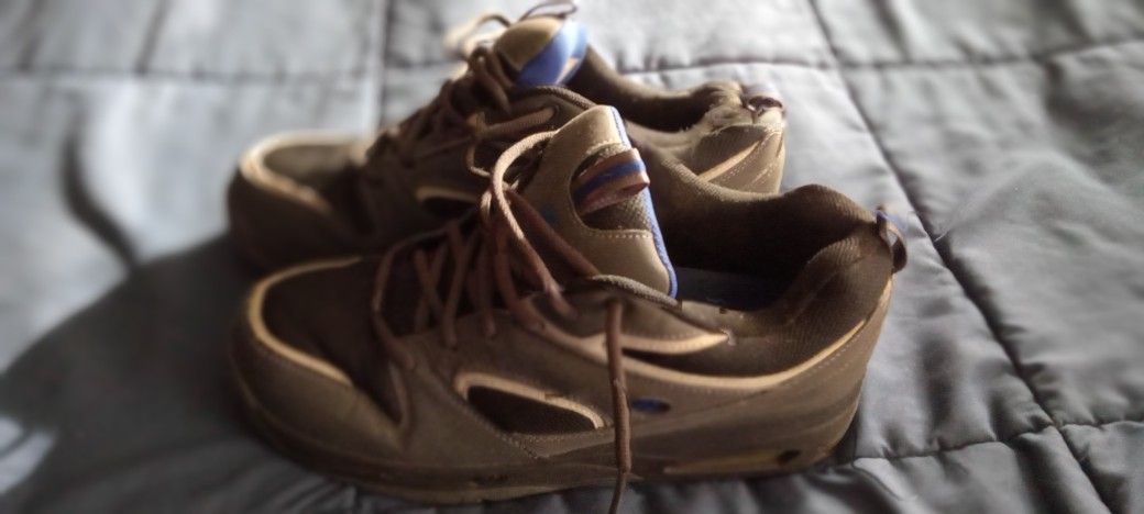 Super Clean Size 12 Original Factory Heelys Roller Sneakers