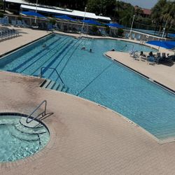 3/2 Condo In Resort $2,500