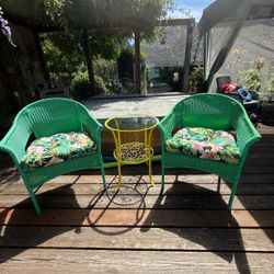 Plastic wicker chairs with side table Plastic wicker chairs with side table