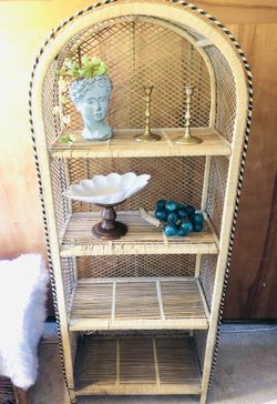 Large Wicker Shelf 