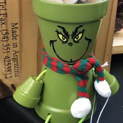 Decorative Grinch Flower Pot. 6-1/2 Inch Tall.
